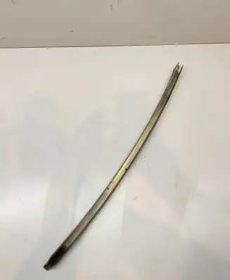 Mercedes-Benz S W116 Front door windshield rail 
