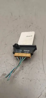 Nissan Almera N16 Heater blower motor/fan resistor 271505M400 1305E28 2K4401315