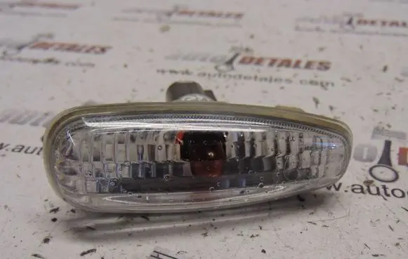 Hyundai i30 Front fender indicator light 923033L1