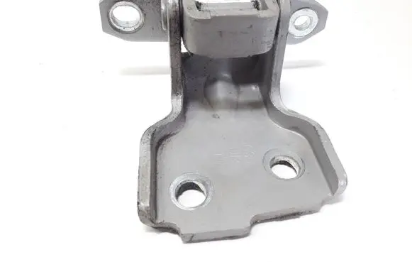 Suzuki SX4 Front door upper hinge