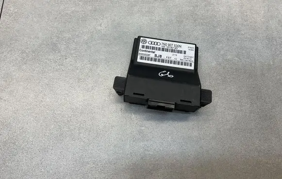 Volkswagen Golf VI Gateway control module 7N0907530N