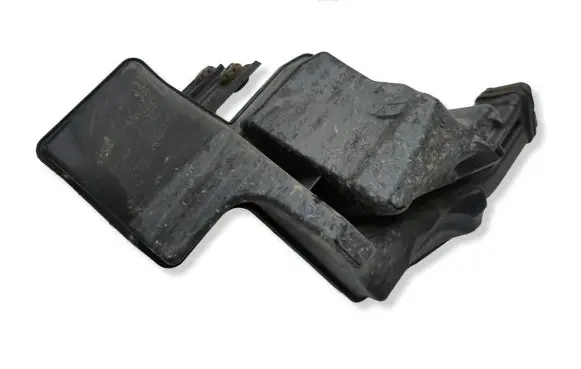Nissan Rogue Intake resonator 6RA04