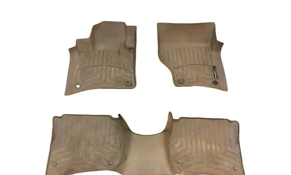 Volkswagen Touareg II Car floor mat set 443331 443333 R00405