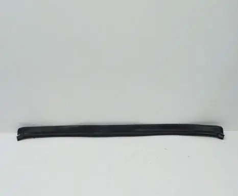 Porsche Cayenne (92A) Engine compartment rubber 