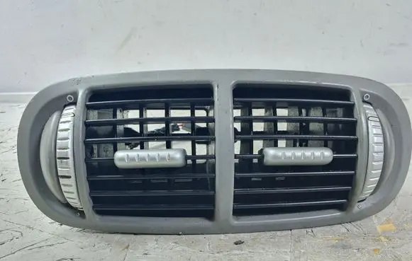 Porsche Cayenne (9PA) Dash center air vent grill 7L5819203