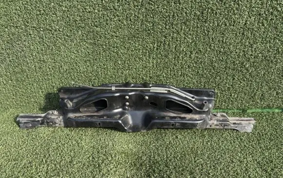 Top upper radiator support slam panel