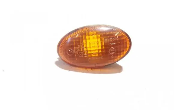 Subaru Forester SF Front fender indicator light 015445 012248