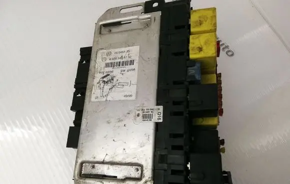 Mercedes-Benz S W220 Fuse module A0205451732 05045110
