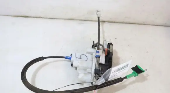Peugeot Bipper Front door lock