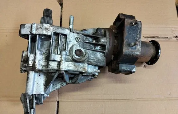 Suzuki SX4 Gearbox transfer box case 52LP1