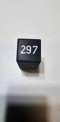 Audi A6 S6 C5 4B Other relay 443927351B