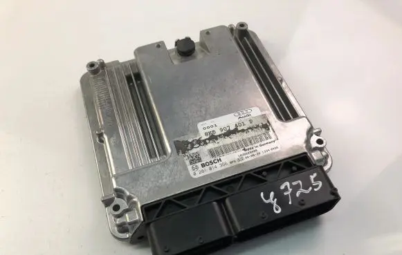 Audi A5 8T 8F Engine control unit/module ECU 0281014356 8K0907401P