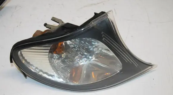 Front indicator light