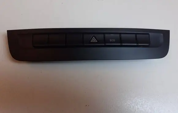 Mercedes-Benz B W246 W242 A set of switches A2469051201