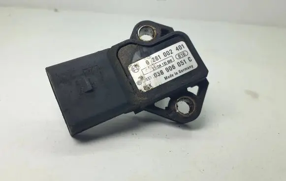 Audi A3 S3 8P Air pressure sensor 038906051C 0281002401