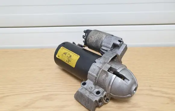 BMW 5 F10 F11 Starter motor 7801203 12417801203