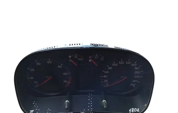 Volkswagen Bora Speedometer (instrument cluster) 1J0920821A
