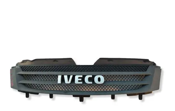 Iveco Daily 35.8 - 9 Front grill 