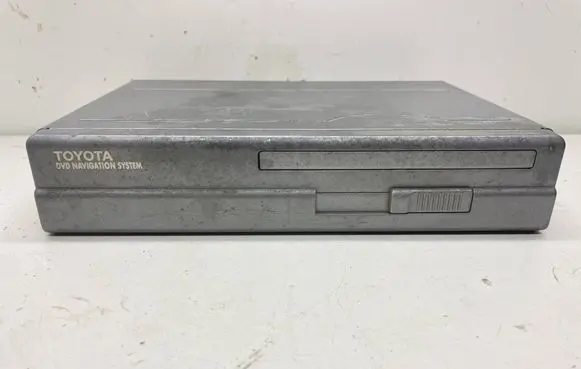 Toyota Avensis T250 Navigation unit CD/DVD player 0866200870 020814 AAAA060370