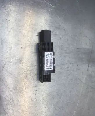 Audi A4 S4 B7 8E 8H Airbag deployment crash/impact sensor 8E0959643 202729200606 0232F20J4U1Z