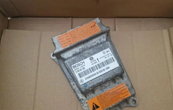 Mercedes-Benz ML W164 Airbag control unit/module 0285001894