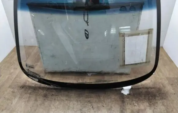 Chevrolet Aveo Front windscreen/windshield window 