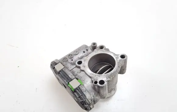 Opel Vivaro Throttle valve 8200330810D 8200330812 H8200330812