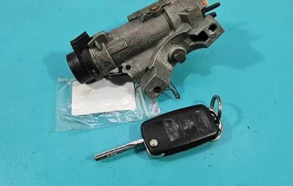 Volkswagen Polo IV 9N3 Ignition lock 4B0905851Q IMPRK1540812