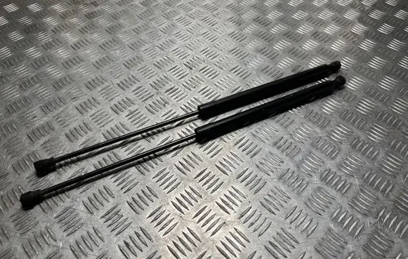 Opel Astra L Tailgate strut 9839335380