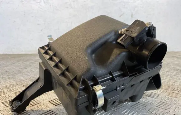 Lexus CT 200H Air filter box 1781237030 1770137220 2220428010