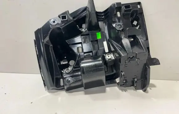 BMW X6 G06 Rear bumper mounting bracket 8086293