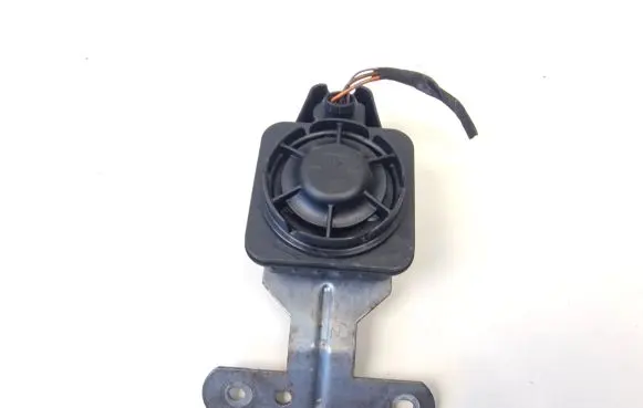 Volkswagen Golf VII Alarm system siren 5G0951227B