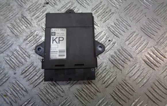 Opel Vectra C Door control unit/module 9227562