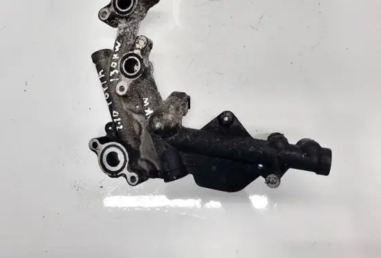 Engine oil radiator
