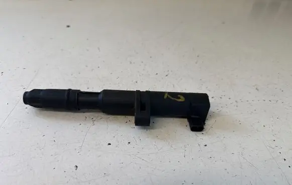 Opel Vivaro High voltage ignition coil 7700875000 0040100048 8200208611