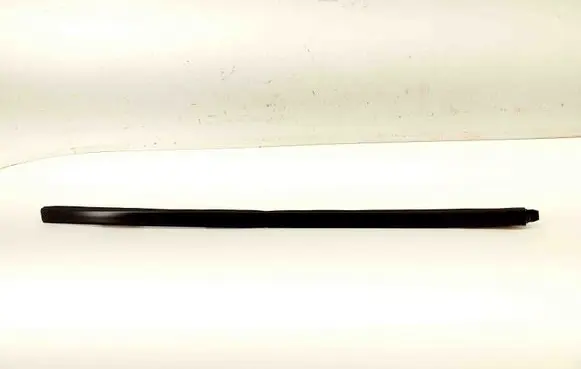 Honda CR-V Door glass trim 
