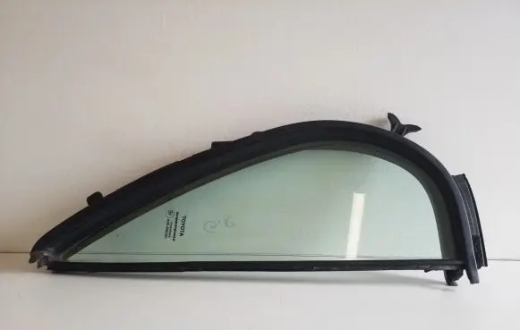 Toyota Hilux (AN120, AN130) Rear vent window glass 43R000391