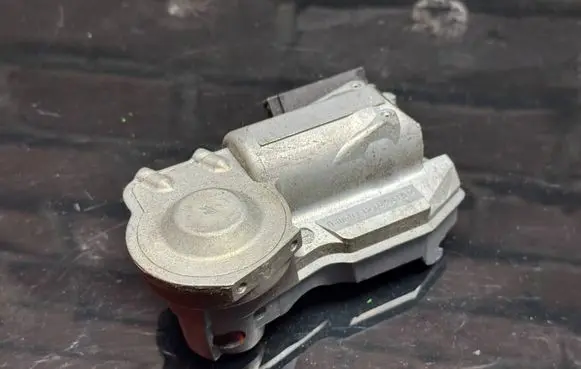 Mercedes-Benz Sprinter W906 Steering wheel lock A0375456132