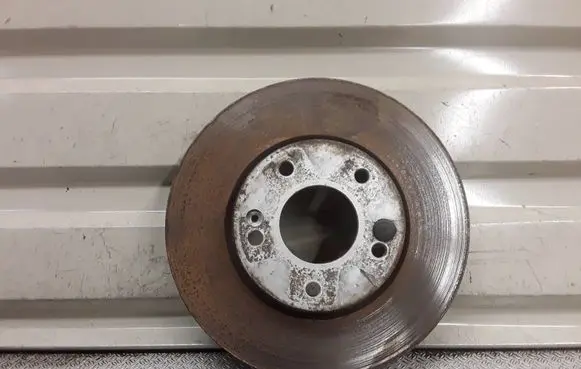 Hyundai i30 Front brake disc