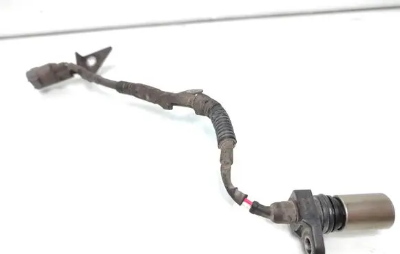 Toyota RAV 4 (XA30) Crankshaft position sensor 9091905069 0296001471