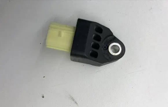 Toyota Prius+ (ZVW40) Airbag deployment crash/impact sensor 8983130020 1156T5411