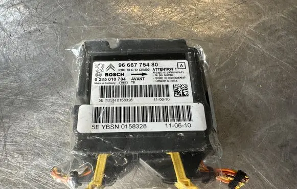 Peugeot 3008 I Airbag control unit/module 9666775480 0285010704