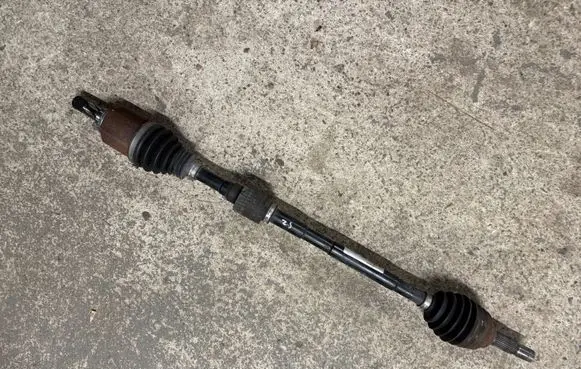 MG ZS Front driveshaft 10233397
