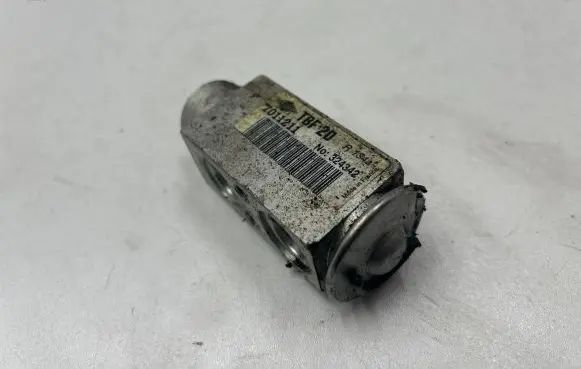 Opel Zafira B Air conditioning (A/C) expansion valve 324342 7011211