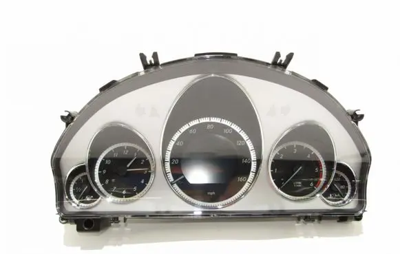 Speedometer (instrument cluster)