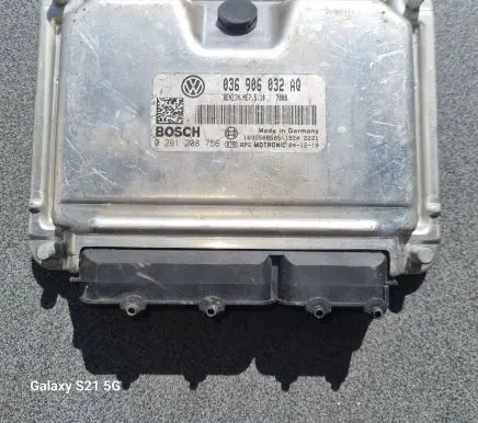 Volkswagen Caddy Engine control unit/module 036906032AQ 1039S08585 0261208756
