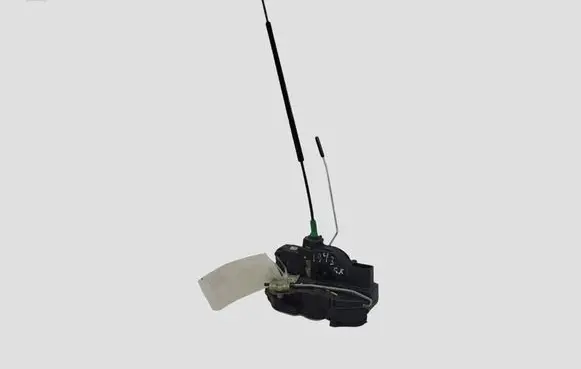 Opel Insignia A Rear door lock 3023881