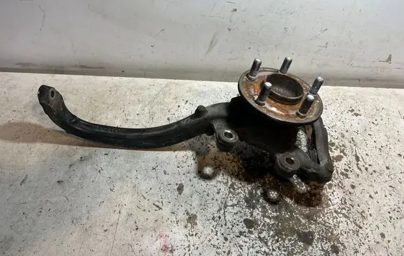 Dodge Challenger Front wheel hub 05181899AC