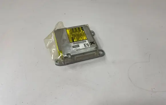 Toyota Prius (XW20) Airbag control unit/module 8917047390