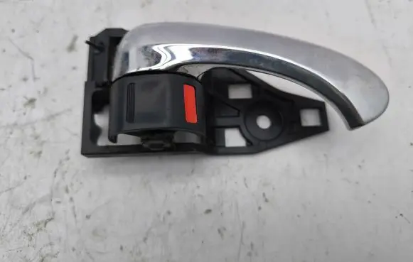 Toyota RAV 4 (XA30) Front door interior handle
